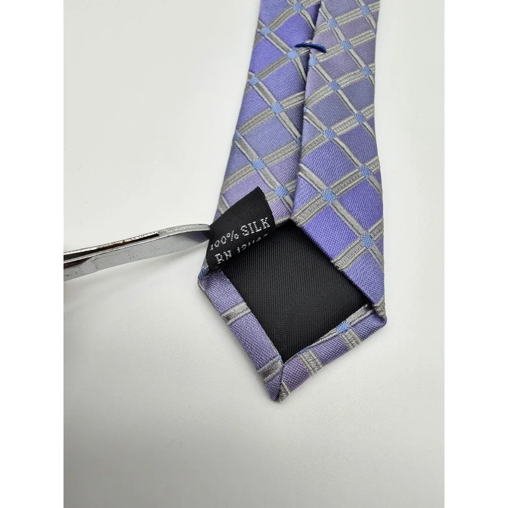 Kenneth Cole kenneth cole